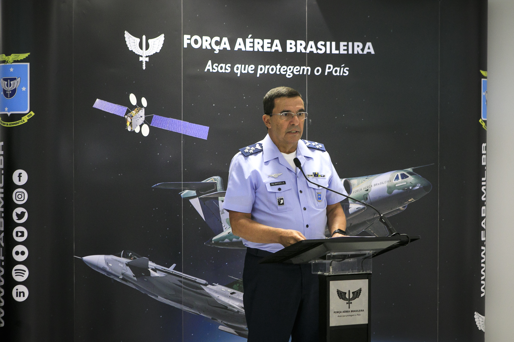 Força Aérea Brasileira — Asas que protegem o País