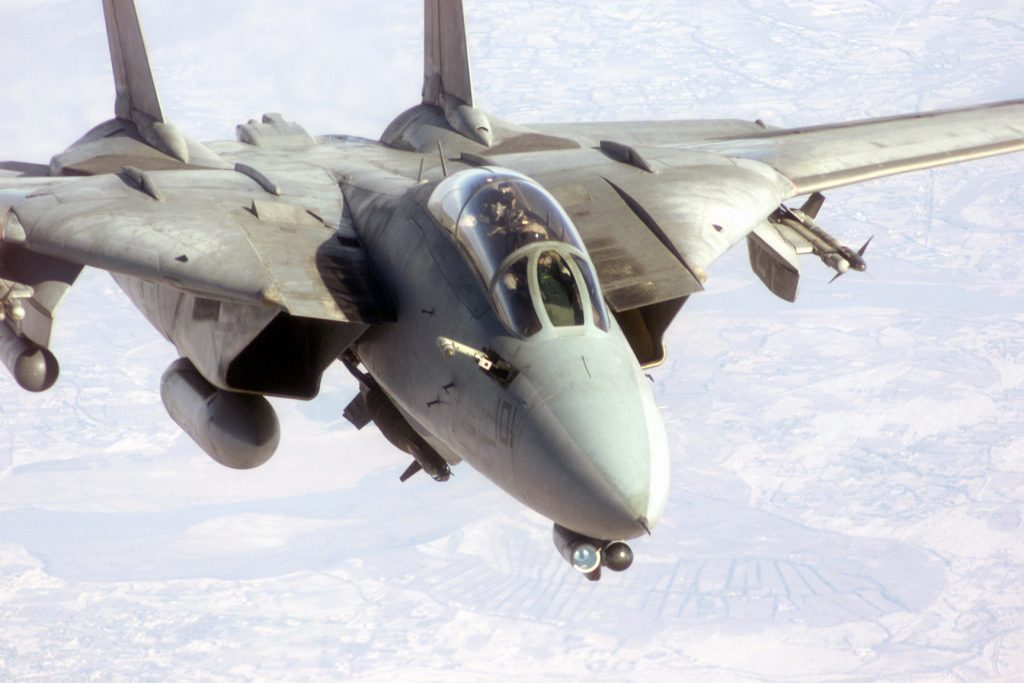 Grumman F-14D Super Tomcat durante a Operação Enduring Freedom (Sgt. Michael Gaddis USAF/Divulgação)