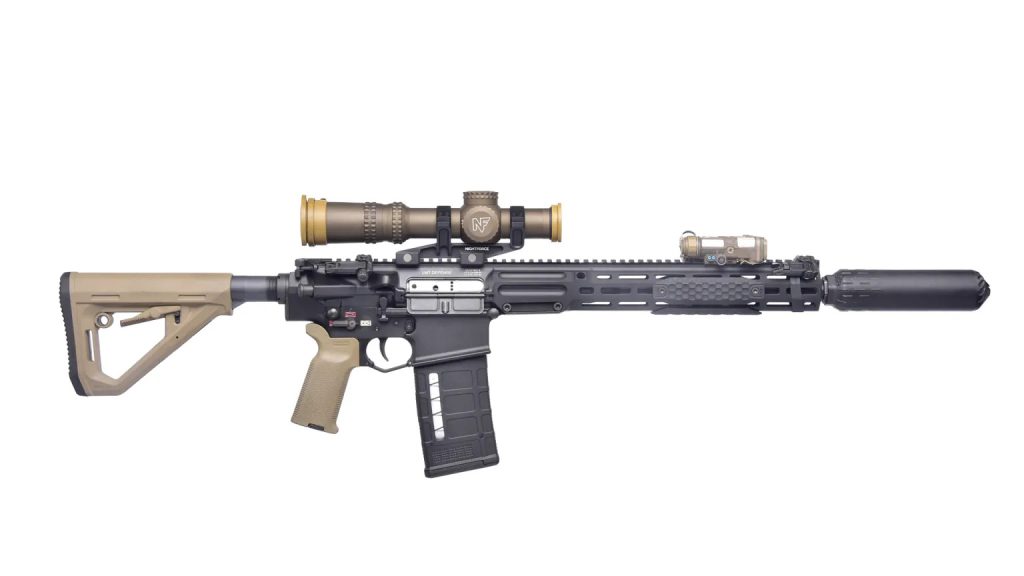Novo fuzil de operações especiais dos EUA, o MK24 Medium Range Gas Gun Assault, pode usar munições de calibre 7,62 NATO e 6,5 Creedmoor (LMT via Task & Purpose)